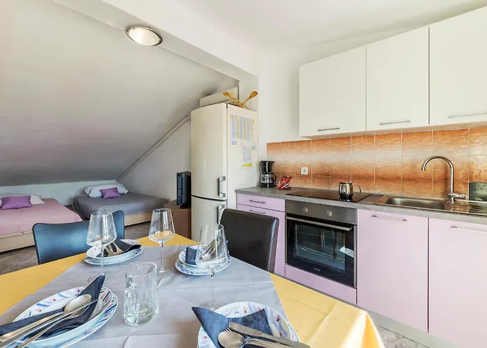 Amazing In With Kitchen
